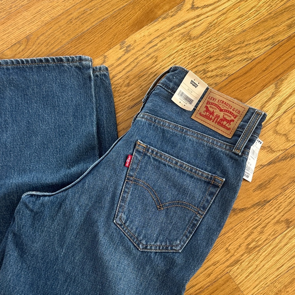 NWT Levi's Womens 94 Baggy Wide Leg Jeans size 26 x 31 - Picture 3 of 6